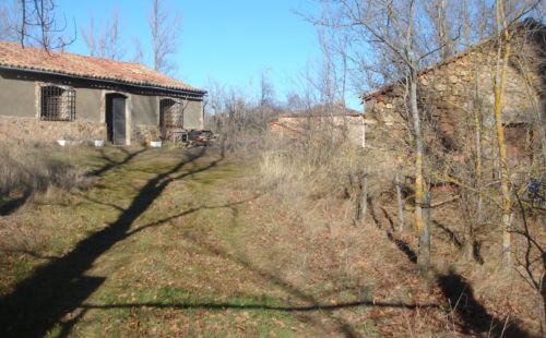 Finca a 18 km de Soria, de 7.300 metros y mucho más