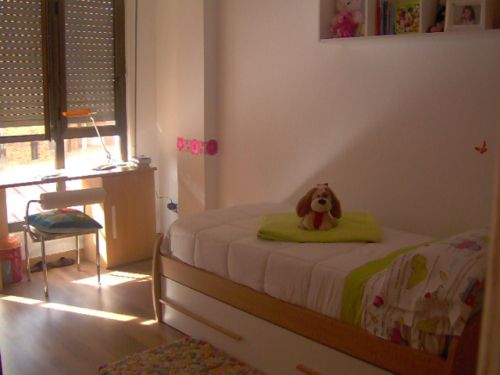 Piso agradable, reformado, luminoso y bien decorado