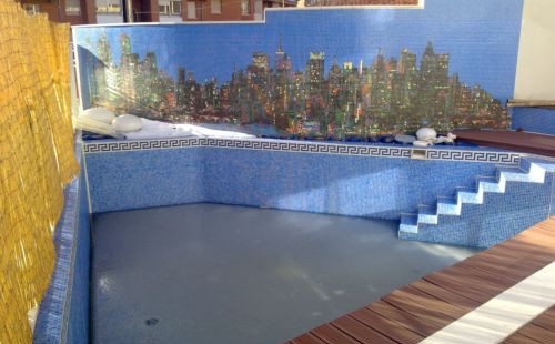 Exclusiva casa con varias terrazas y piscina