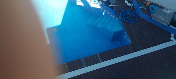 Exclusiva casa con varias terrazas y piscina