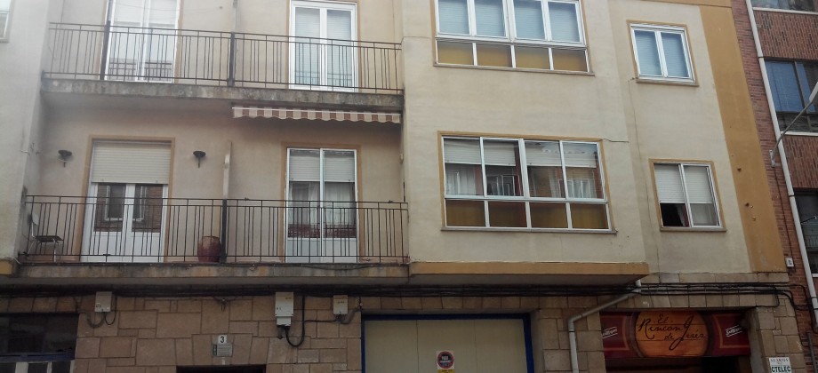 Venta de piso, 3 habitaciones con posibles