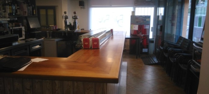 Bar en venta o alquiler, negocio montado