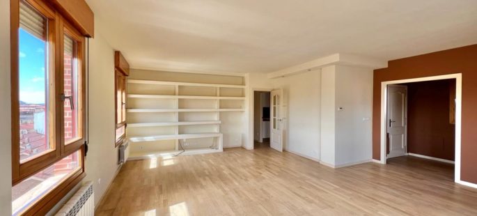 La amplitud que tu buscas, en un ático con mucha luz