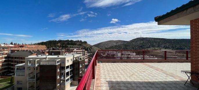 La amplitud que tu buscas, en un ático con mucha luz