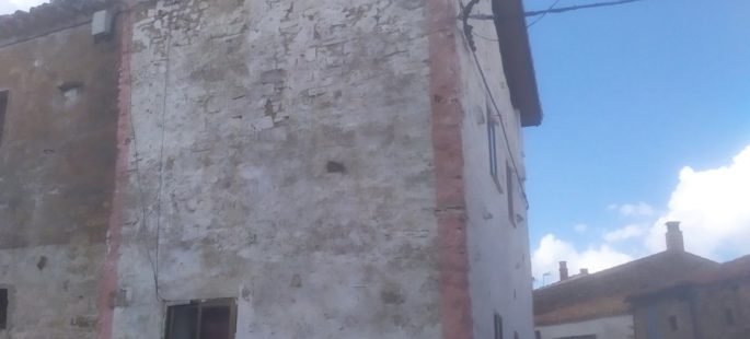 Torre casa en Fuentes de Magaña