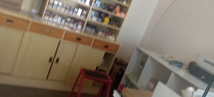 Estanco local con negocio todo incluido