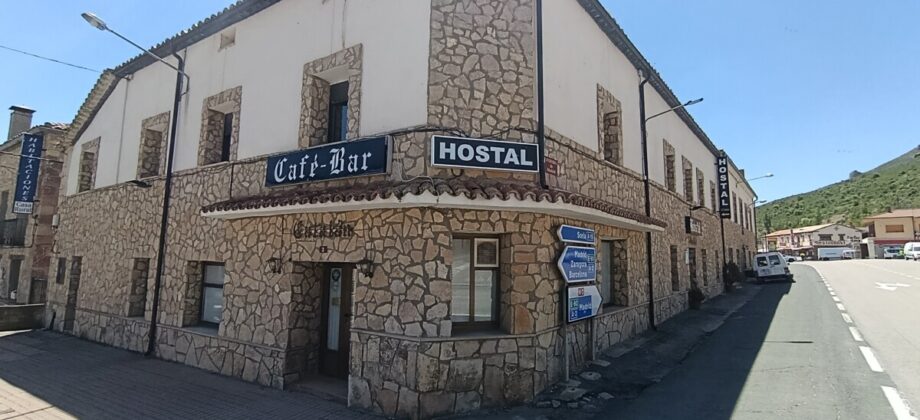 Hostal, negocio, casa y muchas más posibilidades Hostal, negocio, casa y muchas más posibilidades