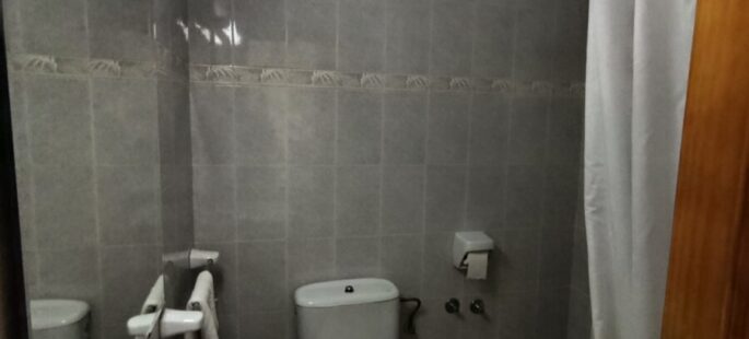 Hostal, negocio, casa y muchas más posibilidades