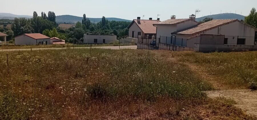 Urbanización, parcela de 487 m2, Tera