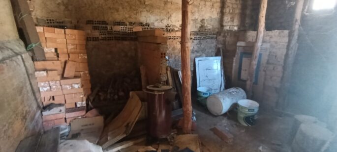 3 alturas en casa buen estado y cobertizo cochera