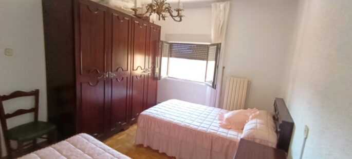 3 alturas en casa buen estado y cobertizo cochera