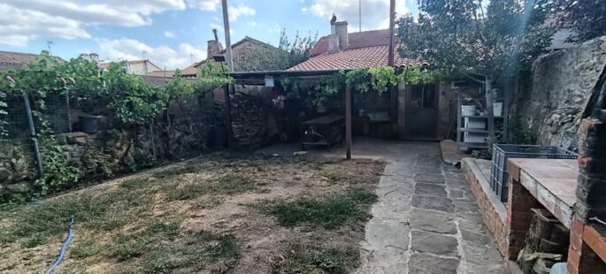 Muchas posibilidades, metros, espacios, El Royo