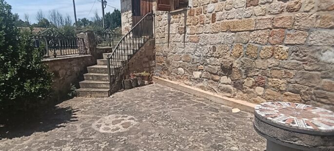Completa casa independiente en Cidones