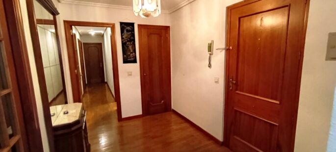 Bonito y luminoso piso céntrico de 3 dormitorios