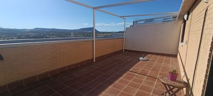 Ático en Golmayo, frente a las piscinas