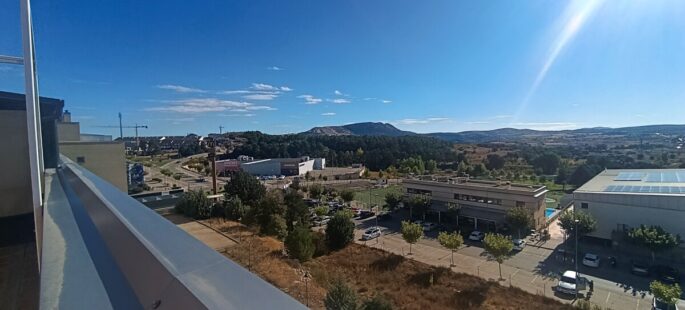 Ático en Golmayo, frente a las piscinas