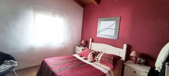 Casa con parcela de 530 m2 en Peroniel del Campo