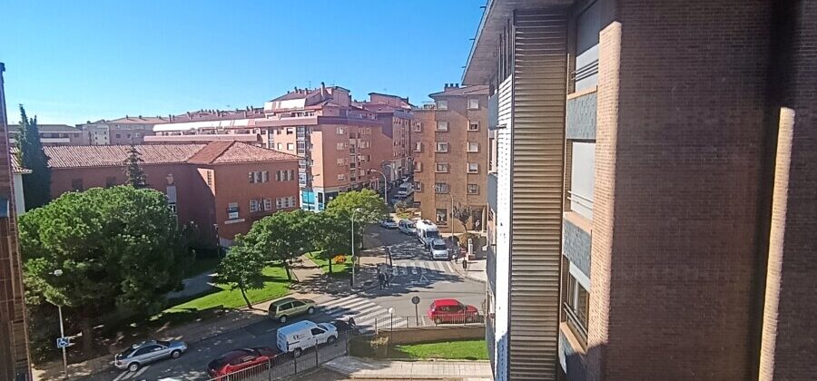 Apartamento ideal para singles o similar